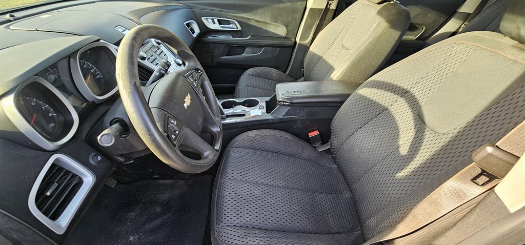 2012 Chevrolet Equinox LS - Photo 6